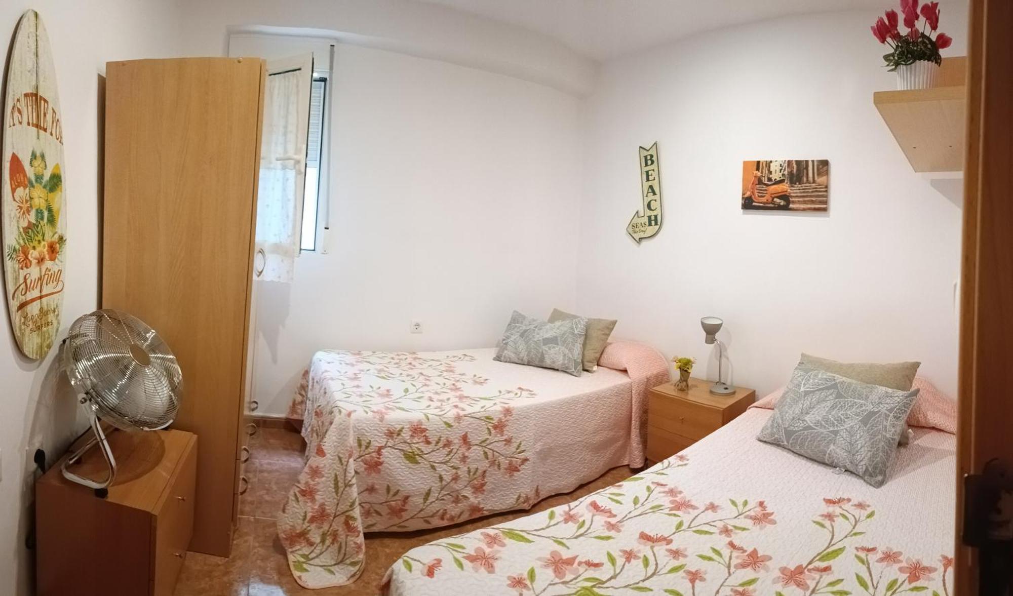 Daoiz, Vivienda Vacacional Para Familias Y Mayores De 25 Anos En El Grao De Gandia 3Ro Sin Ascensor Playa de Gandia Kültér fotó