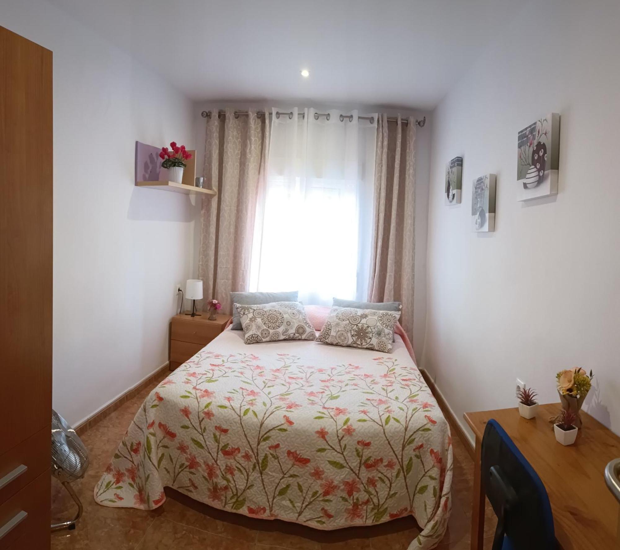 Daoiz, Vivienda Vacacional Para Familias Y Mayores De 25 Anos En El Grao De Gandia 3Ro Sin Ascensor Playa de Gandia Kültér fotó